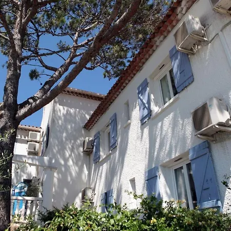 Le Sarac Hotel 2*